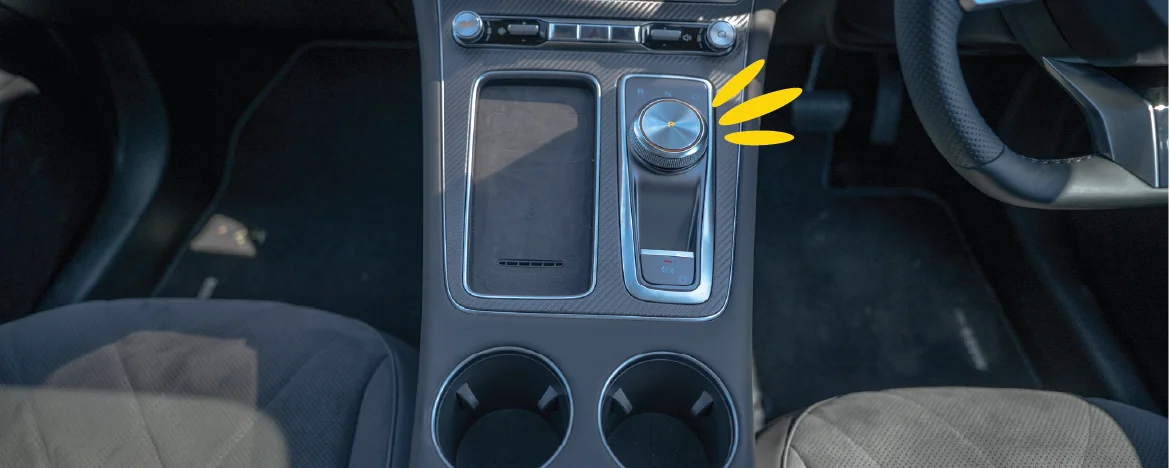 MG S6 centre console