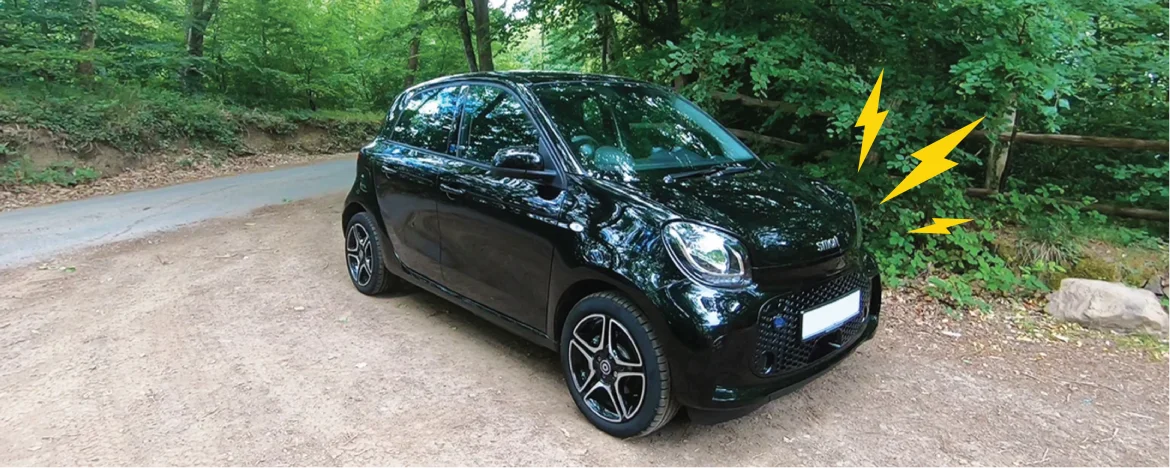 Smart EQ ForFour parking