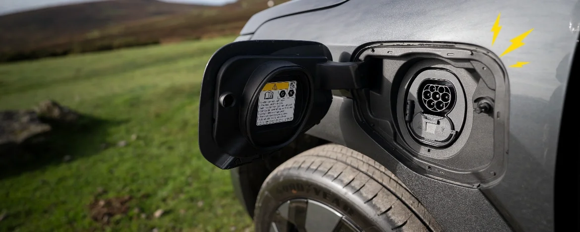 Suzuki e Vitara charging port