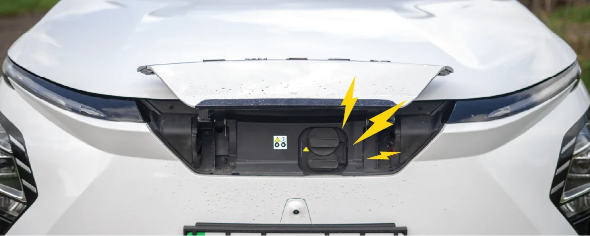 OMODA E5 charging port