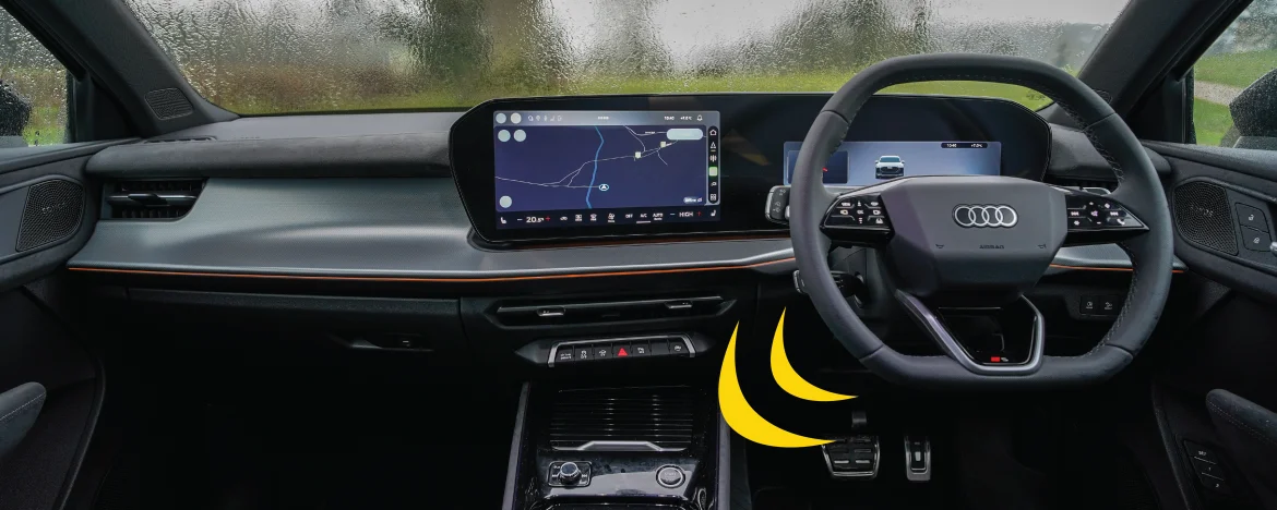 Audi Q3 e-hybrid front dashboard