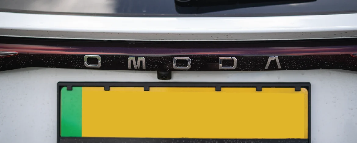 OMODA E5 badge