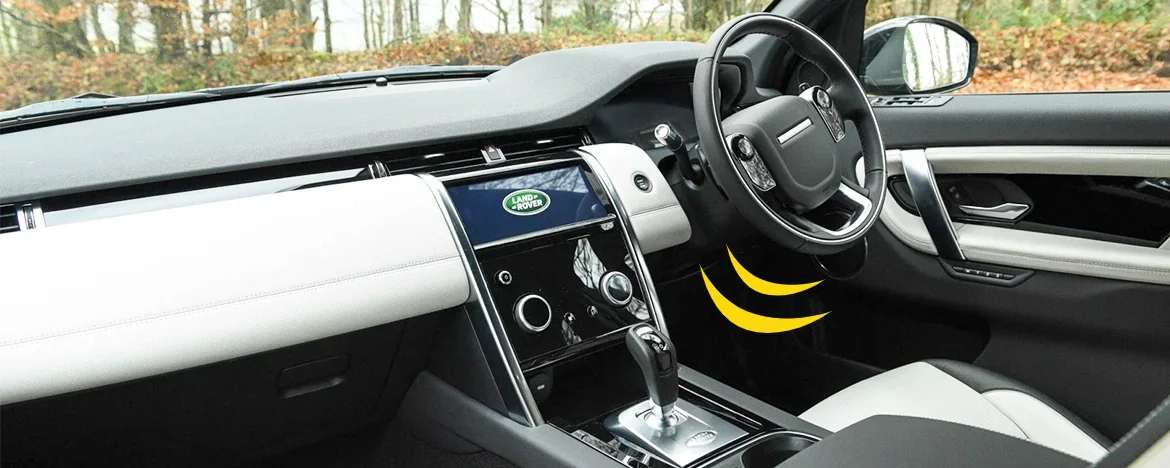  Land Rover Discovery Sport interior