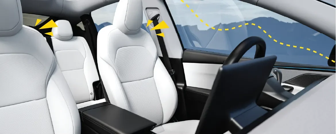 Tesla Model Y 2025 interior