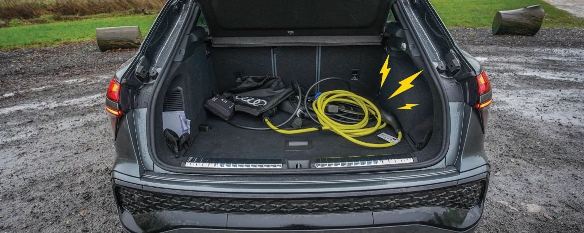 Audi Q3 e-hybrid boot