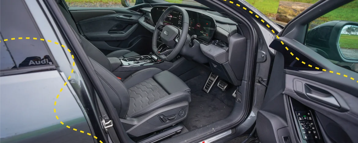 Front seat of the Audi A6 Avant e-tron 