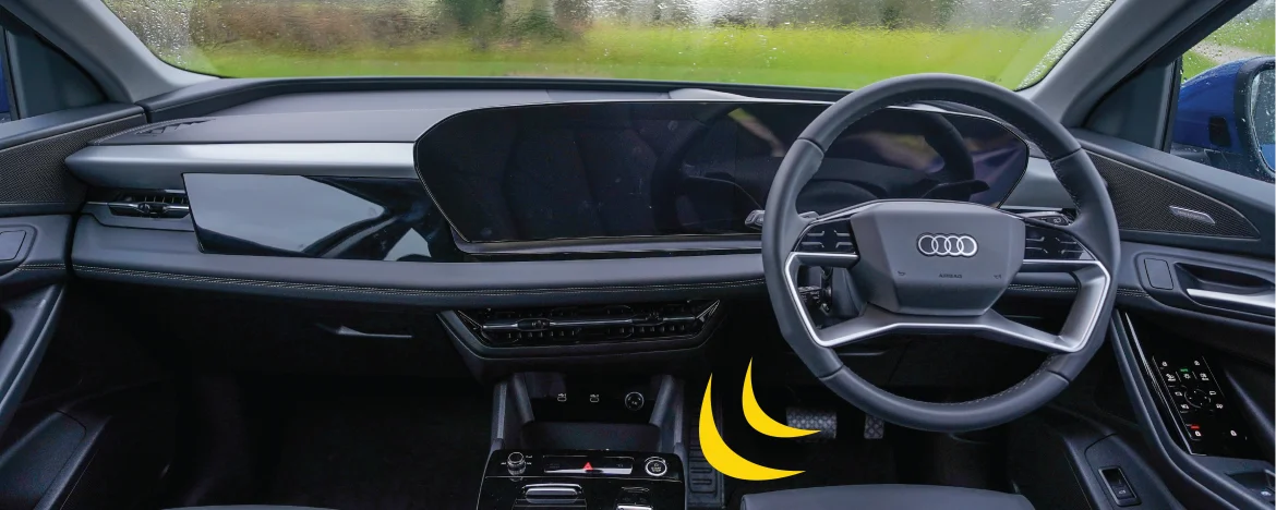 Audi Q6 e-tron dashboard